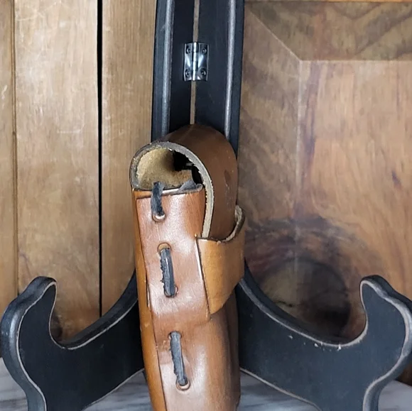 Brown Leather Pouch - Picture 7 of 16